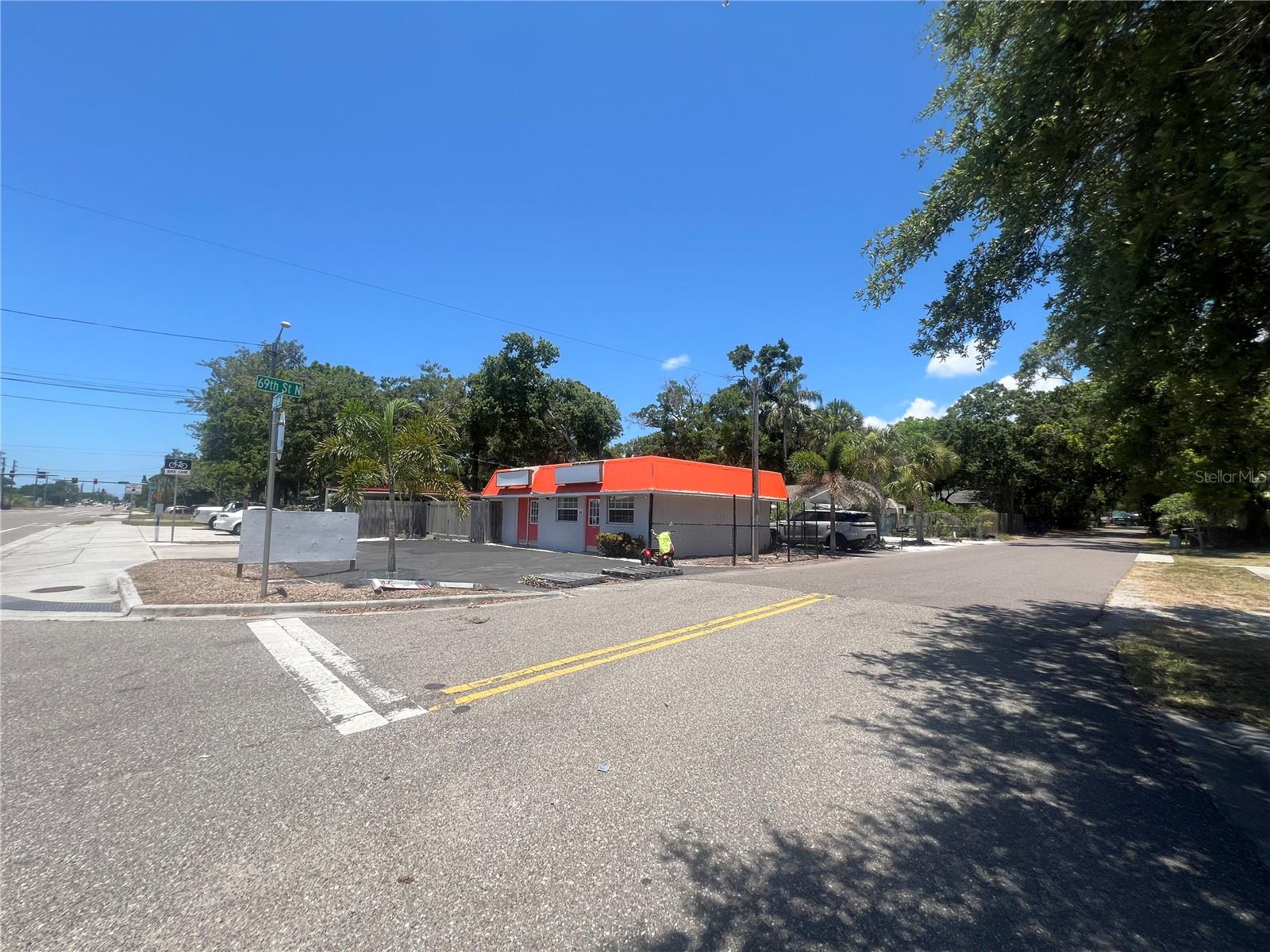 6901 46TH AVE N, ST PETERSBURG, FL, 33709
