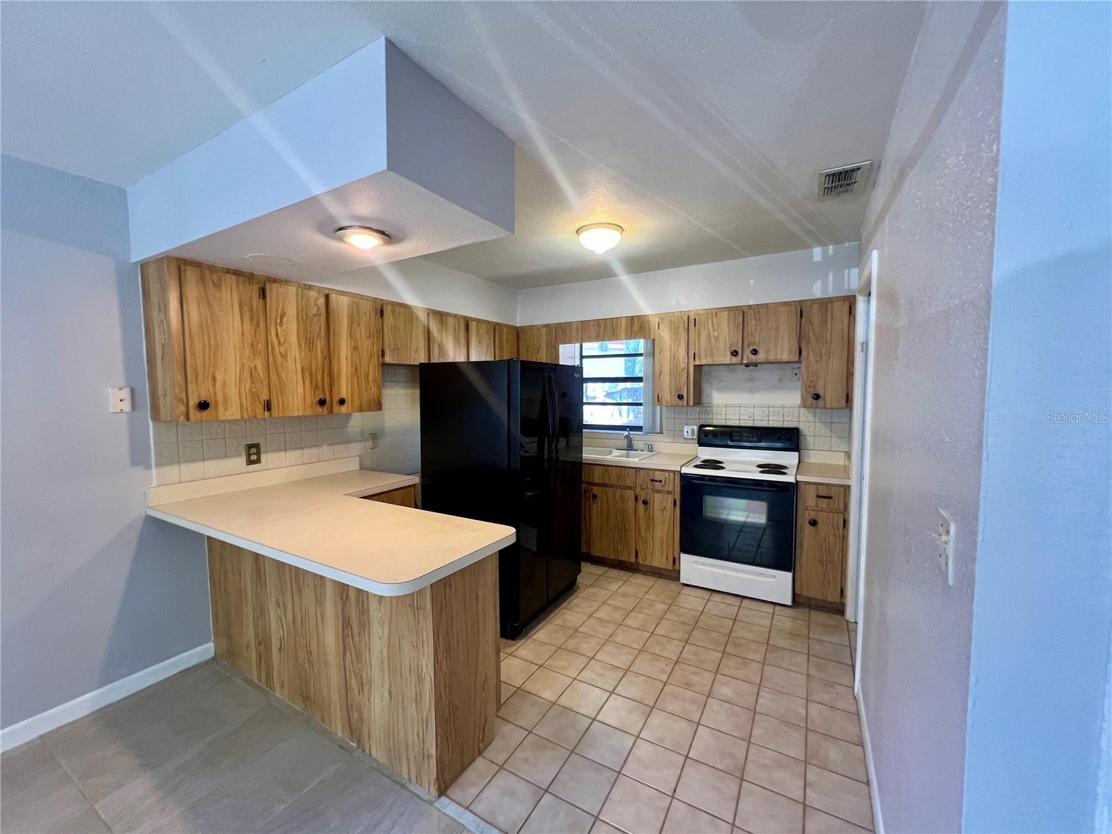 6901 46TH AVE N, ST PETERSBURG, FL, 33709