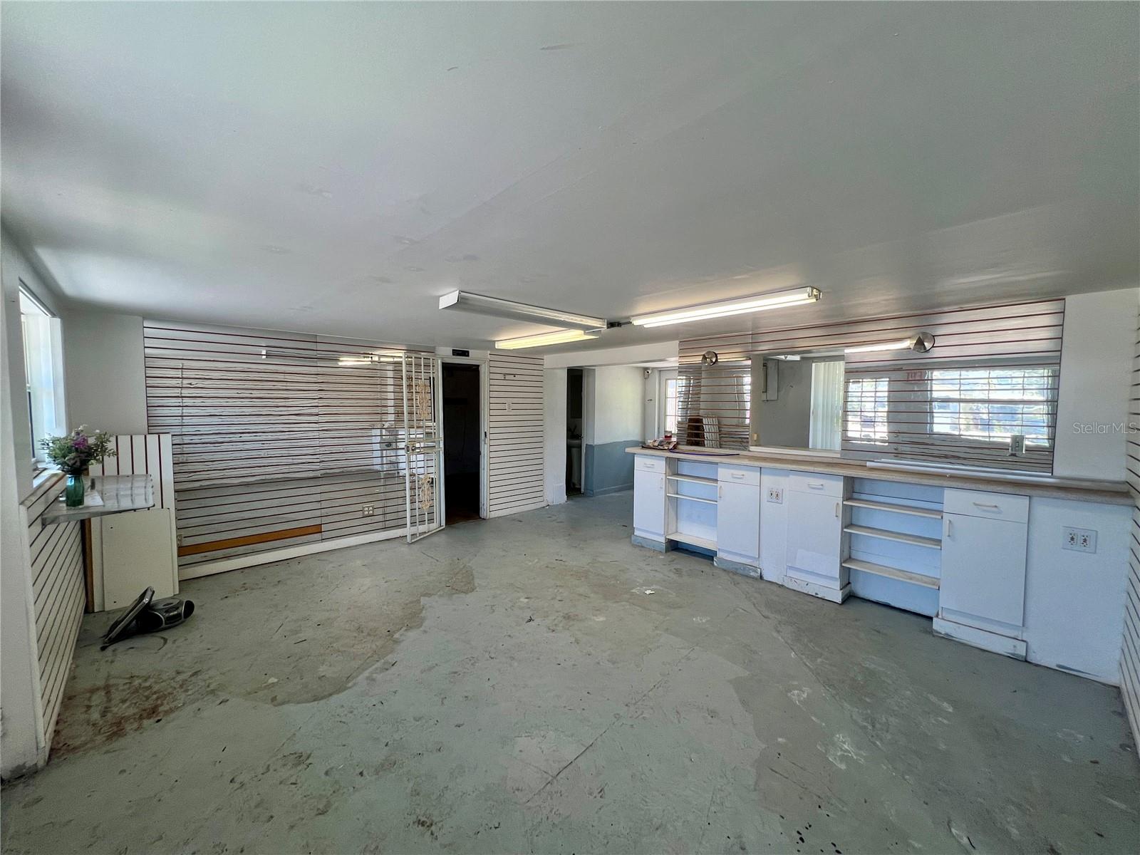 6901 46TH AVE N, ST PETERSBURG, FL, 33709