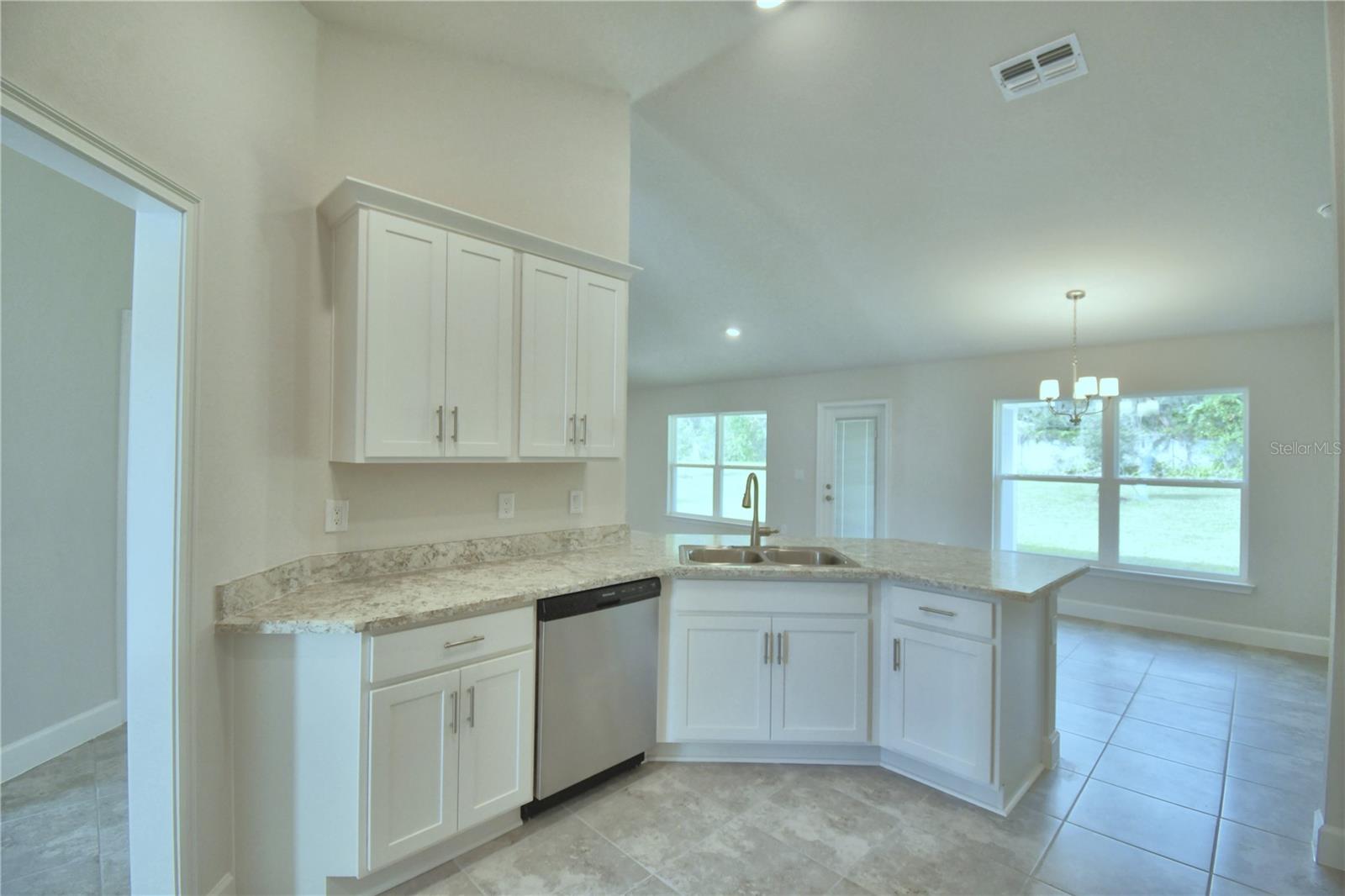 5496 KNIGHTS LANDING DR, LAKELAND, FL, 33810