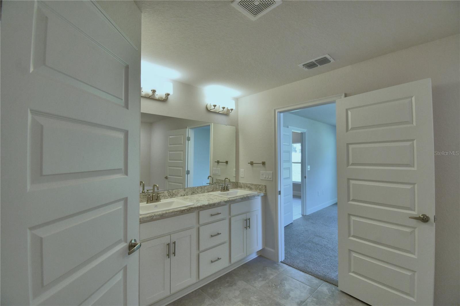 5496 KNIGHTS LANDING DR, LAKELAND, FL, 33810