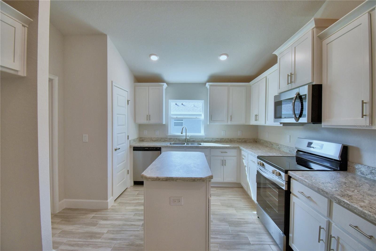 5492 KNIGHTS LANDING DR, LAKELAND, FL, 33810
