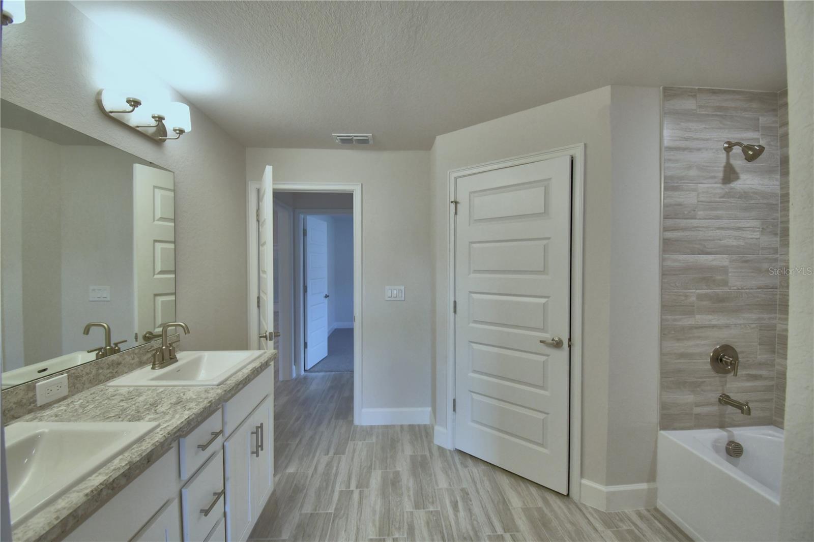 5492 KNIGHTS LANDING DR, LAKELAND, FL, 33810