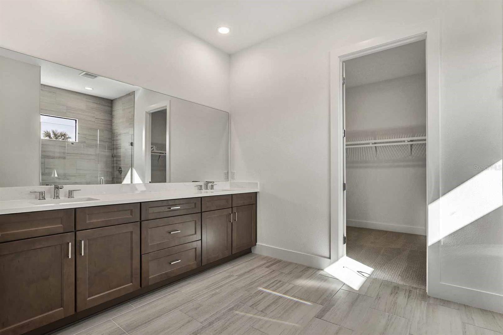 2625 WATERFRONT CIR, SARASOTA, FL, 34240