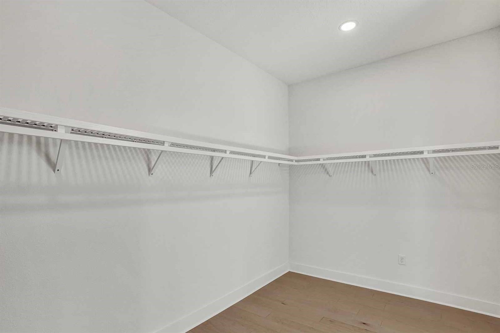 2605 WATERFRONT CIR, SARASOTA, FL, 34240