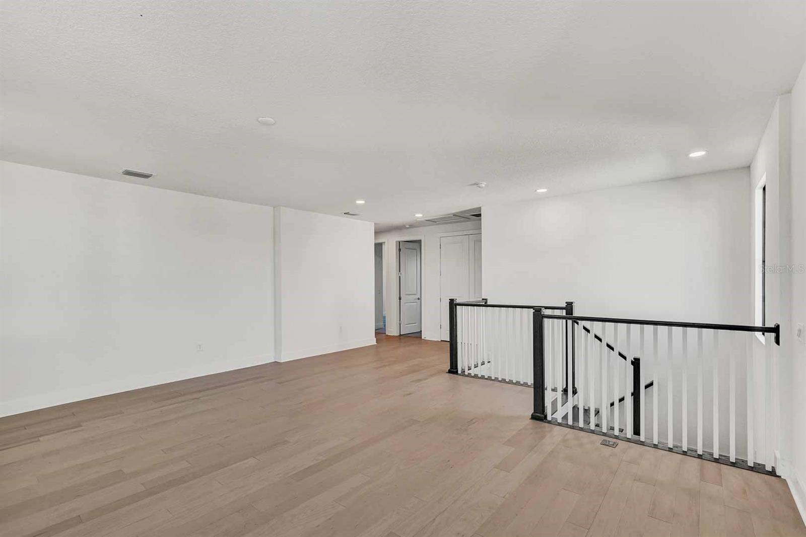 2605 WATERFRONT CIR, SARASOTA, FL, 34240