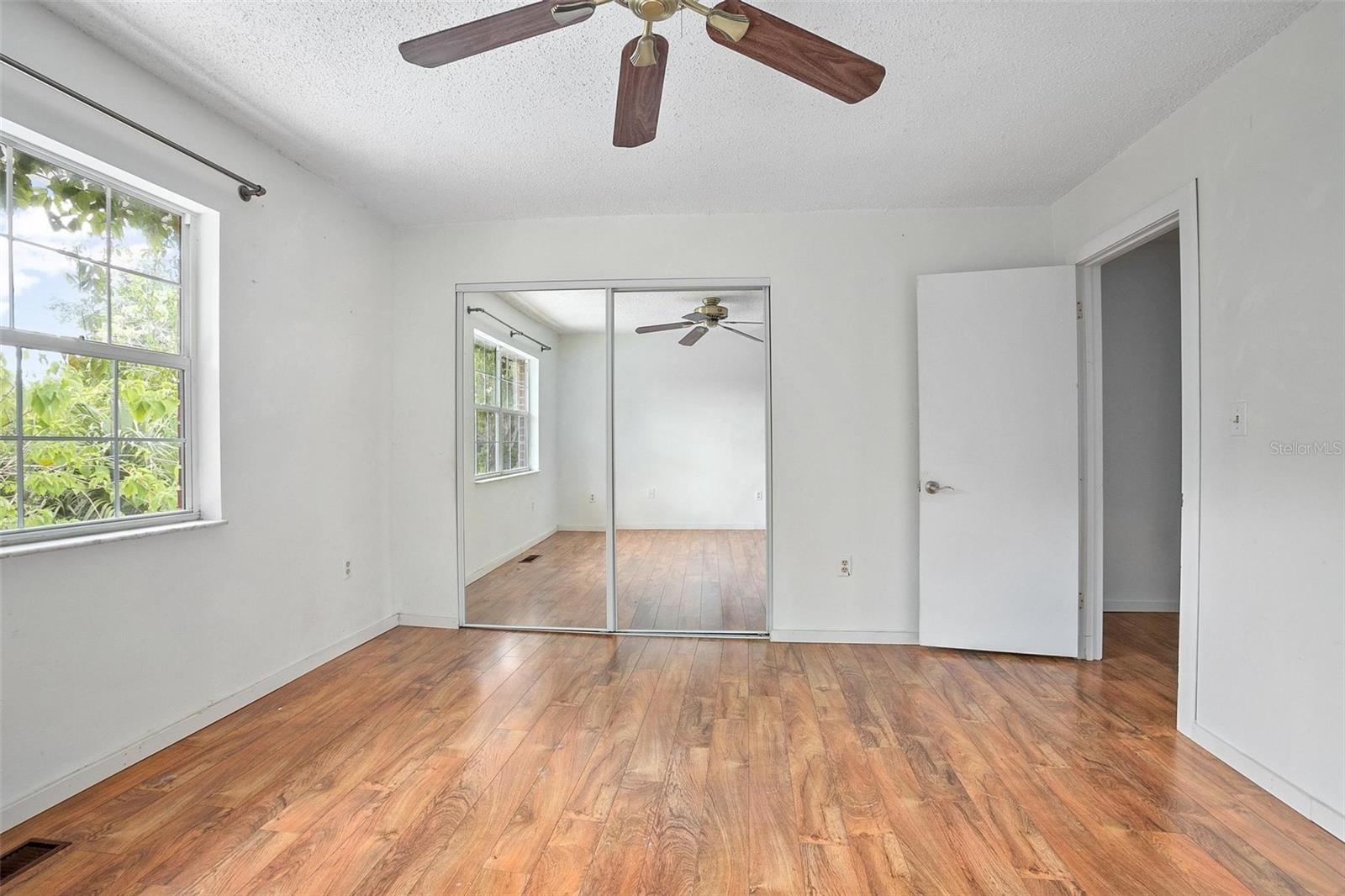 621 W INDIANA AVE #5, DELAND, FL, 32720