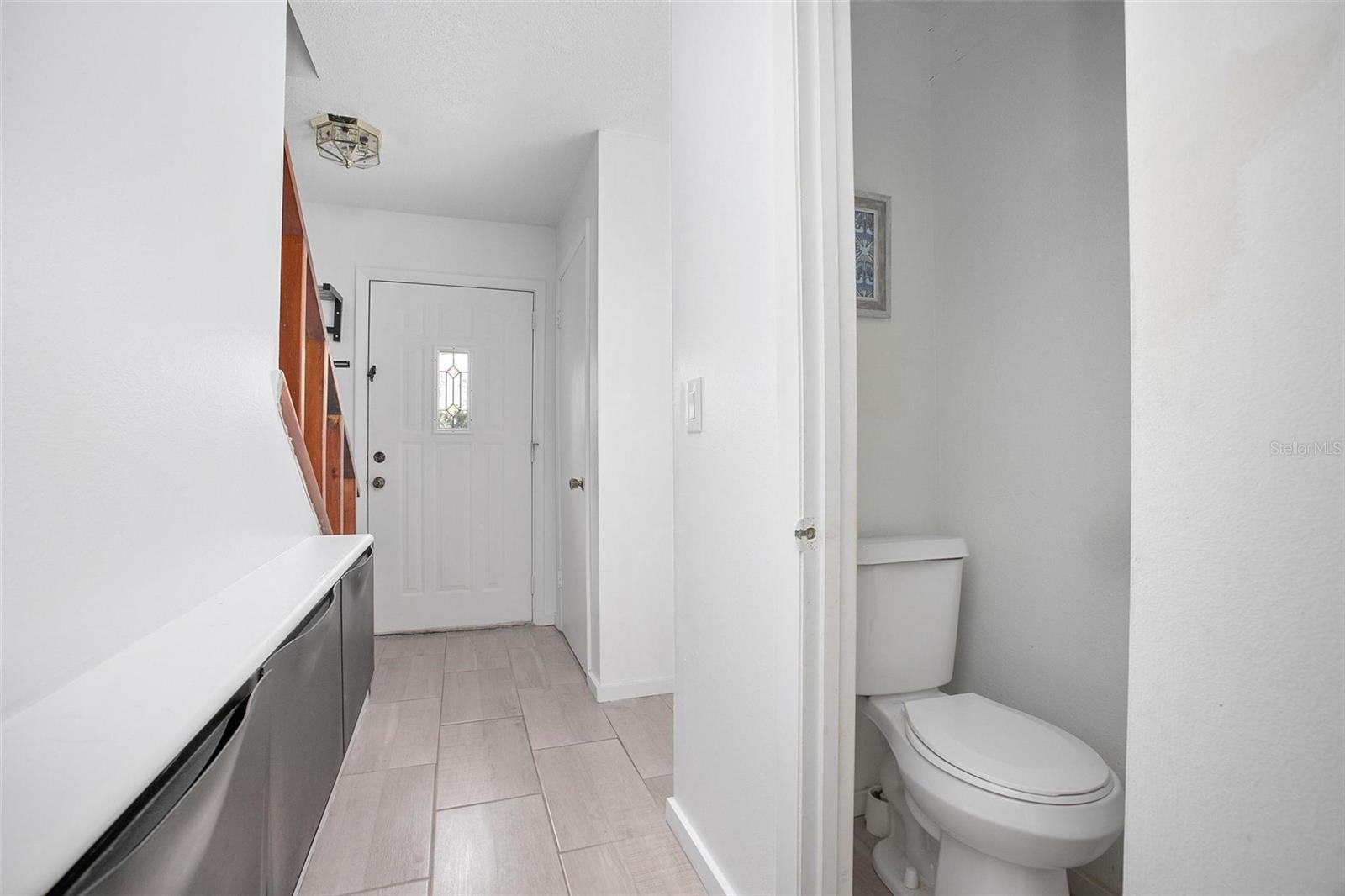 621 W INDIANA AVE #5, DELAND, FL, 32720