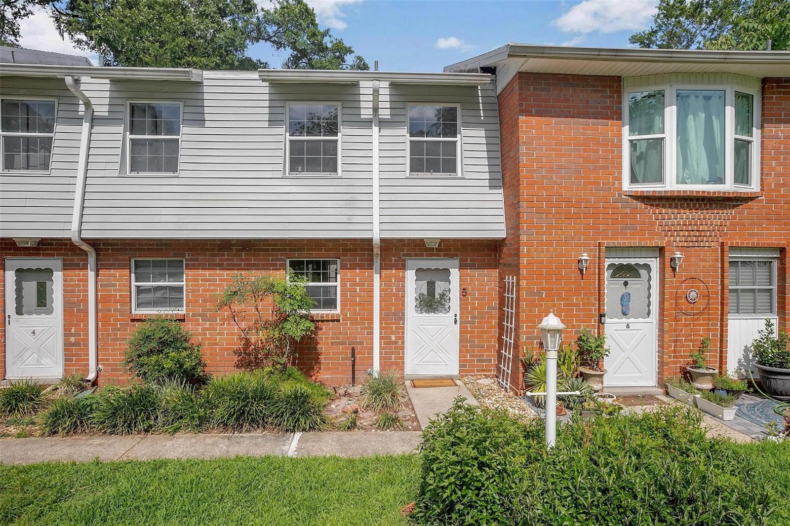 621 W INDIANA AVE #5, DELAND, FL, 32720