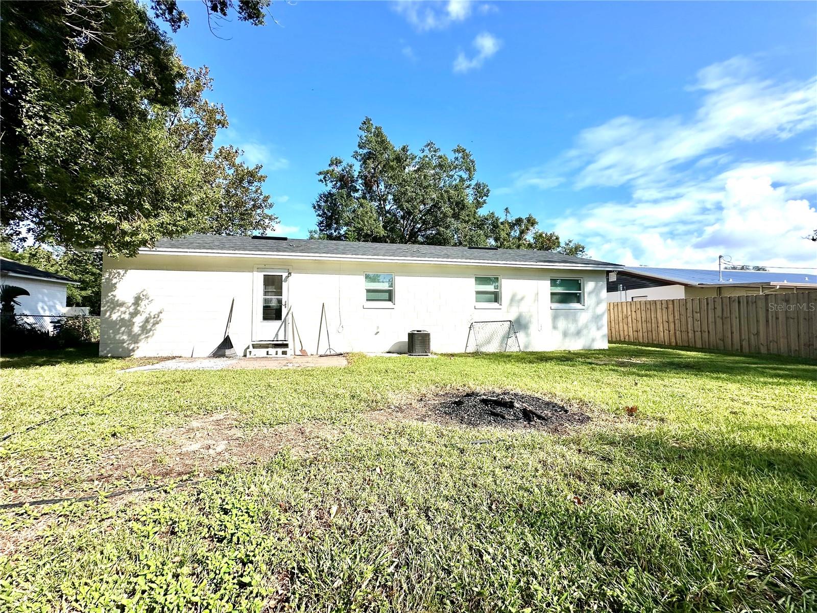 422 S EUCLID AVE, LAKE HELEN, FL, 32744