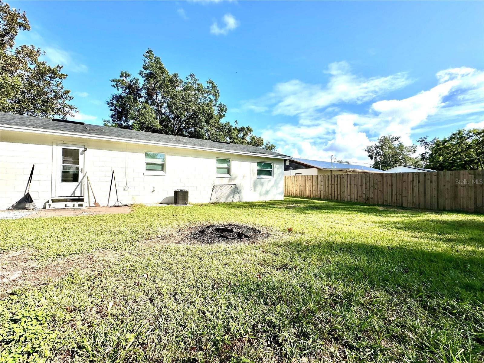 422 S EUCLID AVE, LAKE HELEN, FL, 32744
