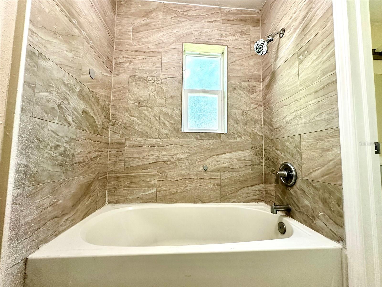 422 S EUCLID AVE, LAKE HELEN, FL, 32744