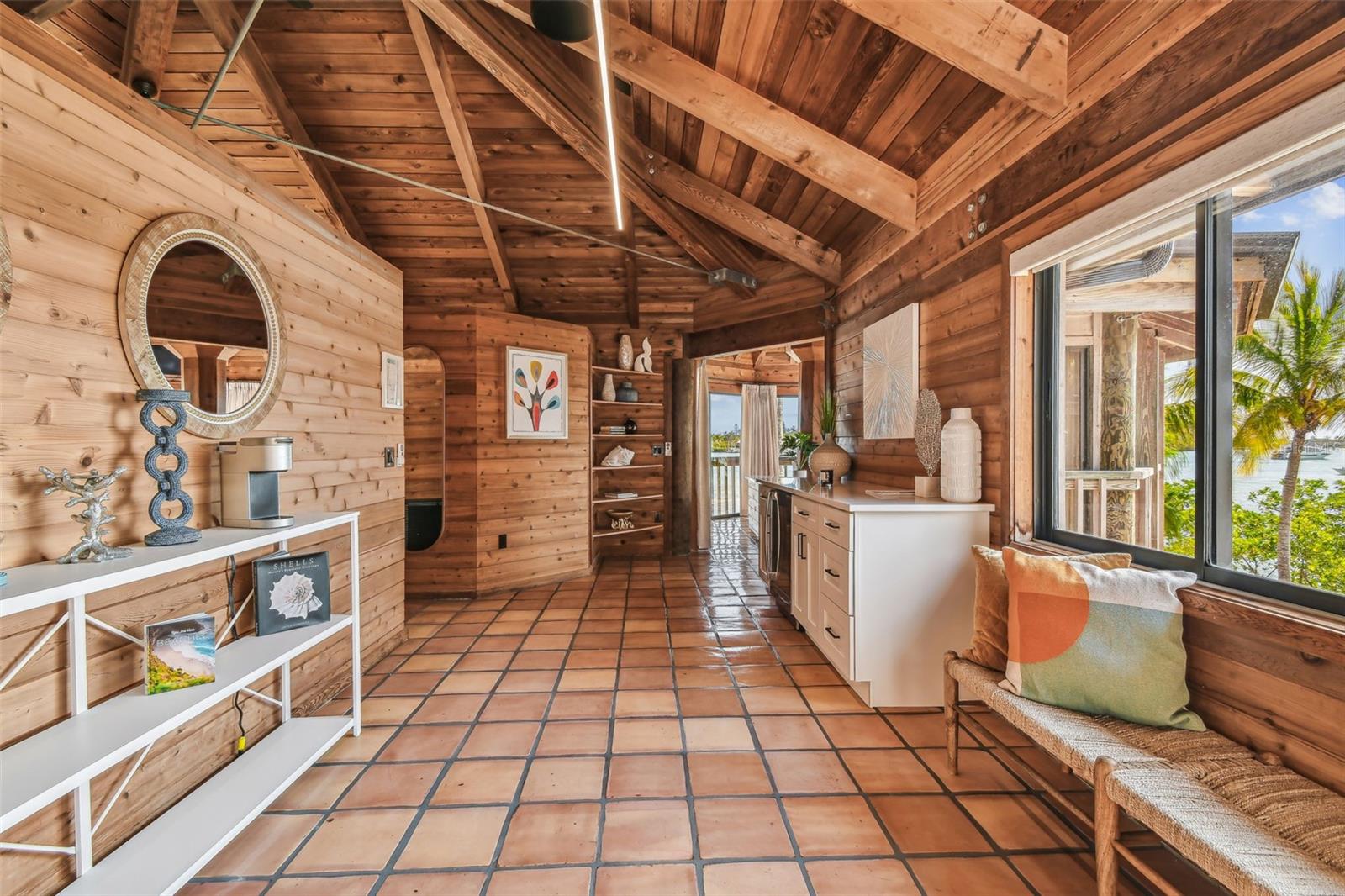 7147 LA LENAIRE DR, LONGBOAT KEY, FL, 34228