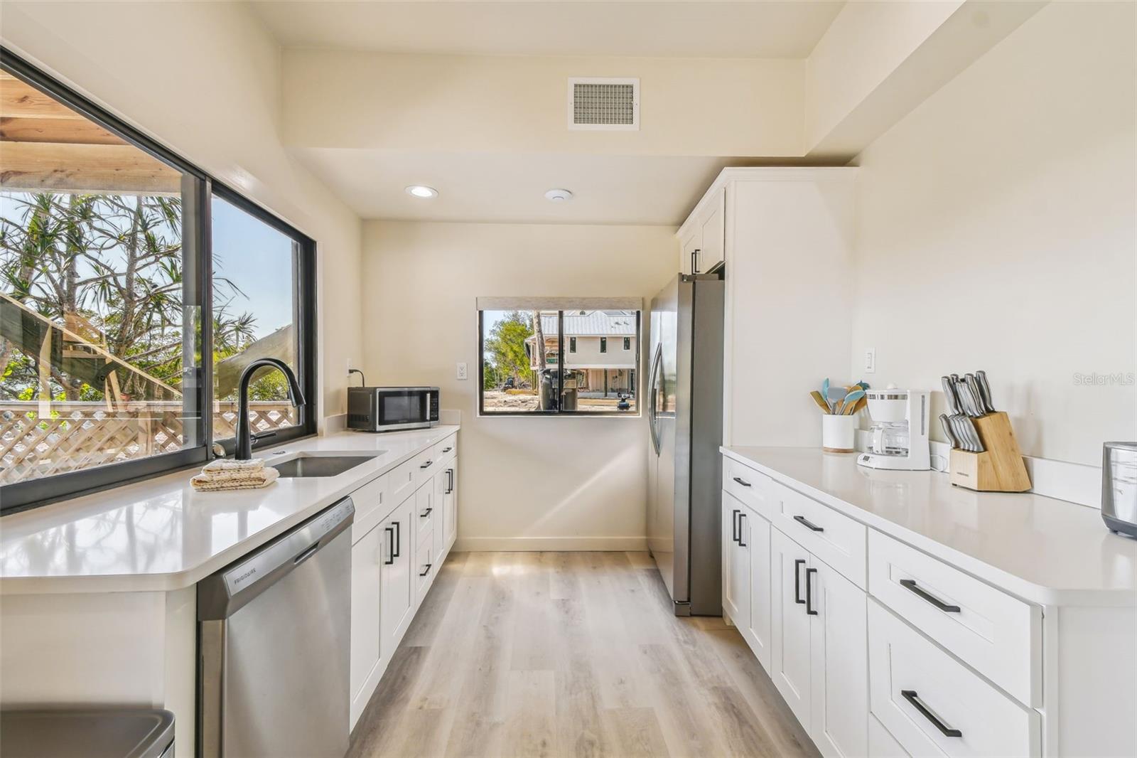 7147 LA LENAIRE DR, LONGBOAT KEY, FL, 34228