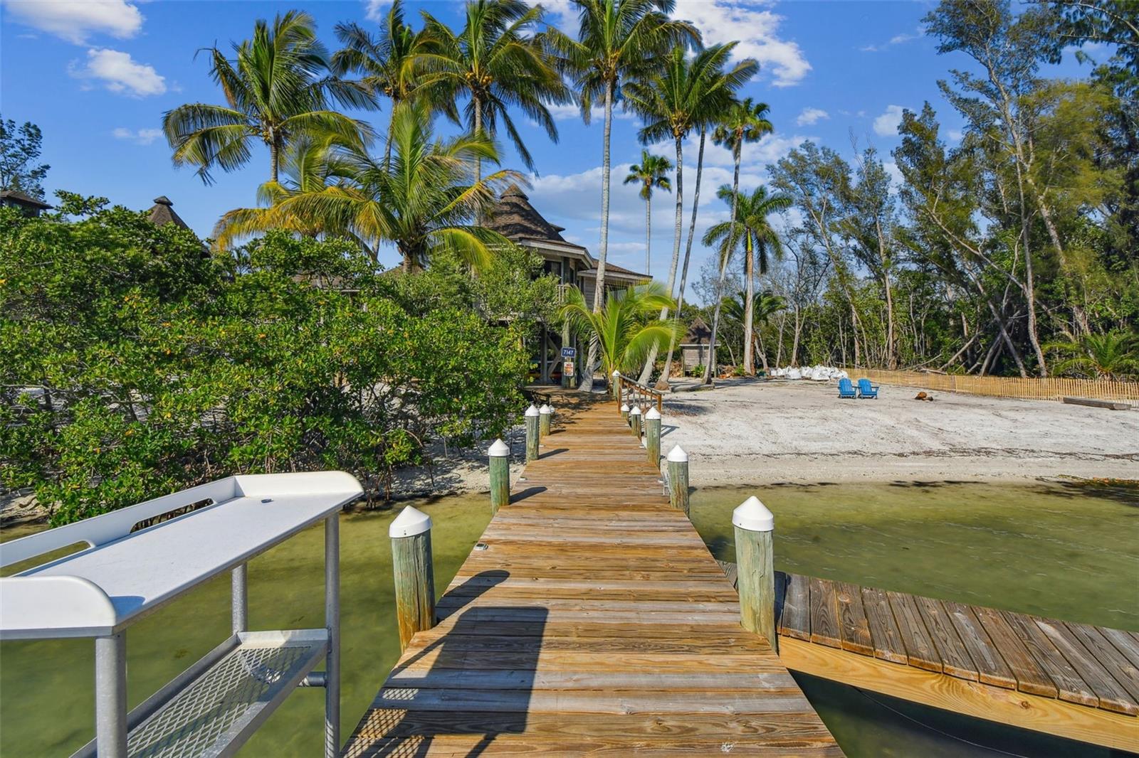 7147 LA LENAIRE DR, LONGBOAT KEY, FL, 34228