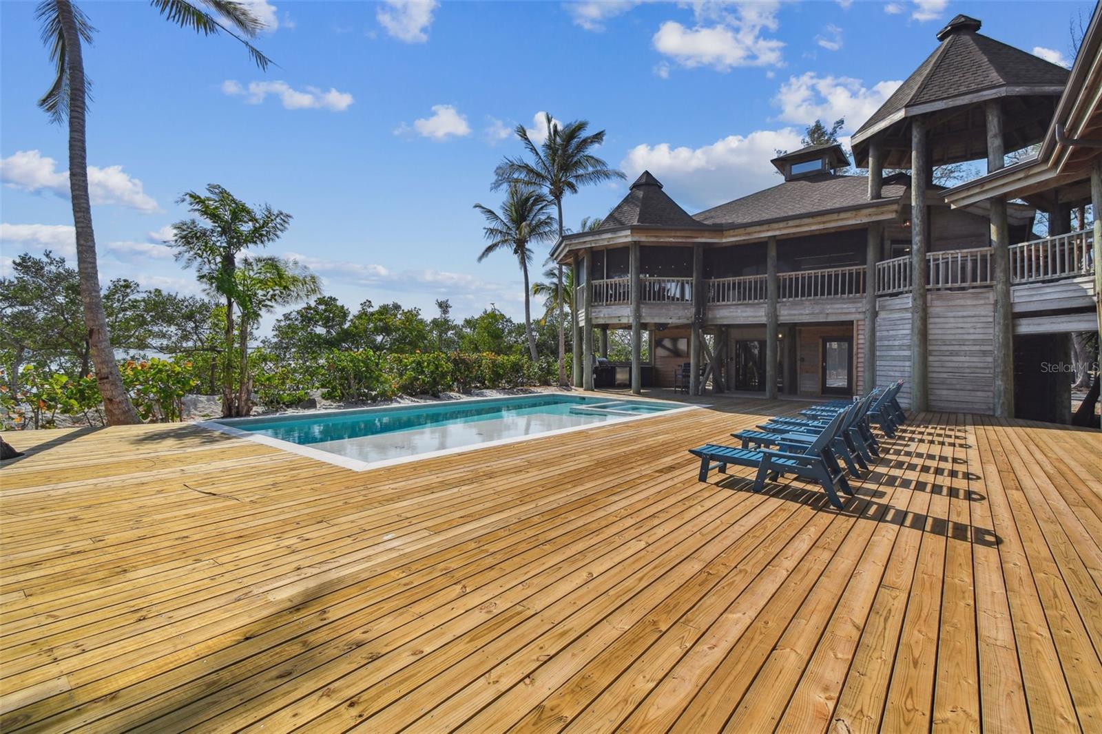 7147 LA LENAIRE DR, LONGBOAT KEY, FL, 34228