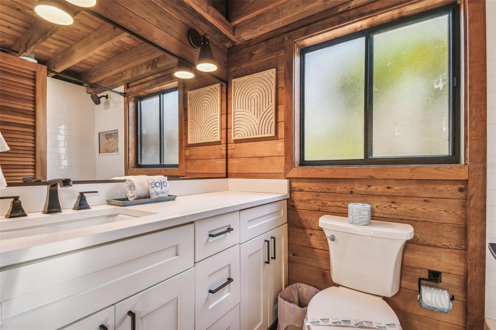 7147 LA LENAIRE DR, LONGBOAT KEY, FL, 34228
