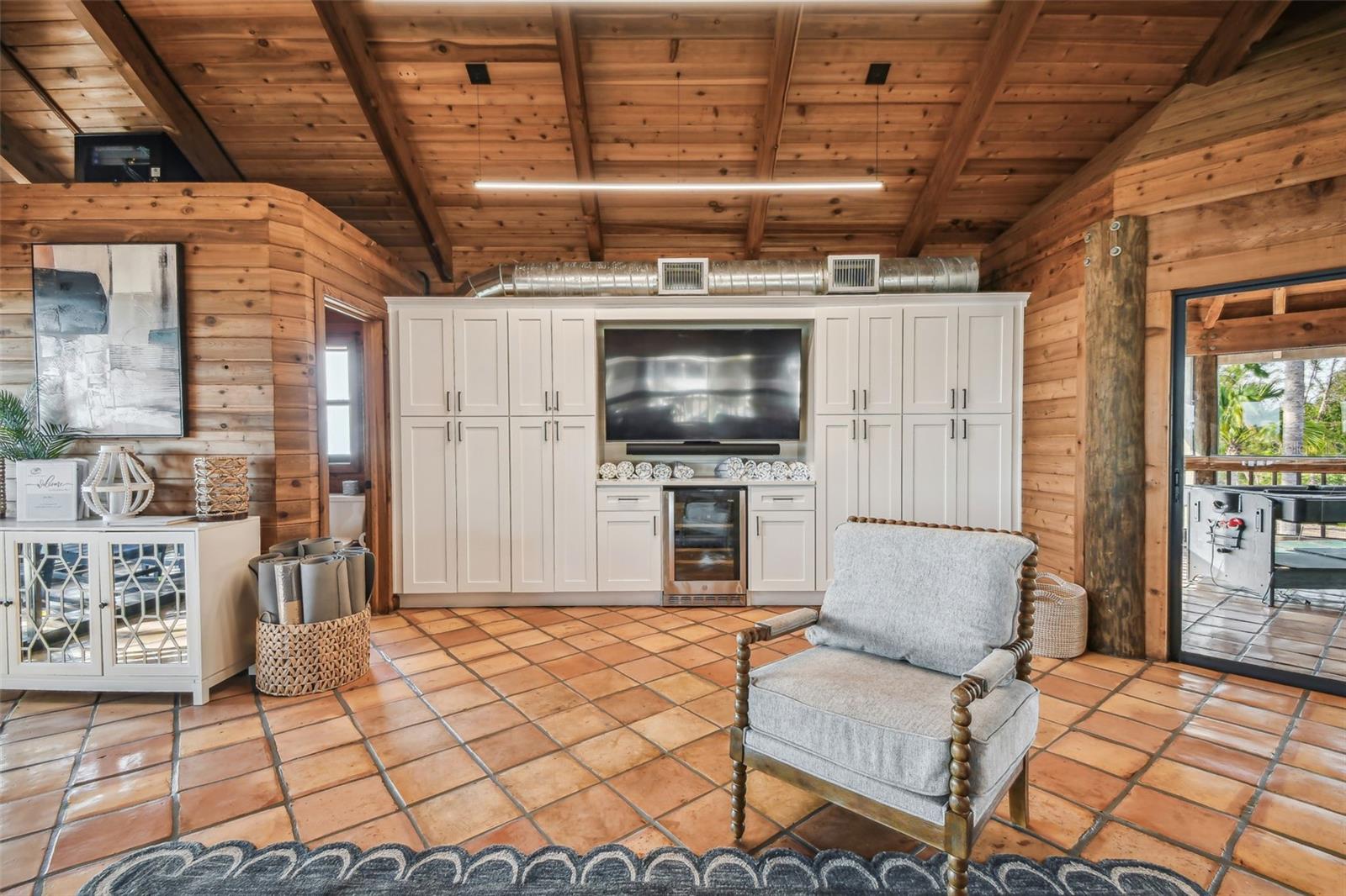 7147 LA LENAIRE DR, LONGBOAT KEY, FL, 34228