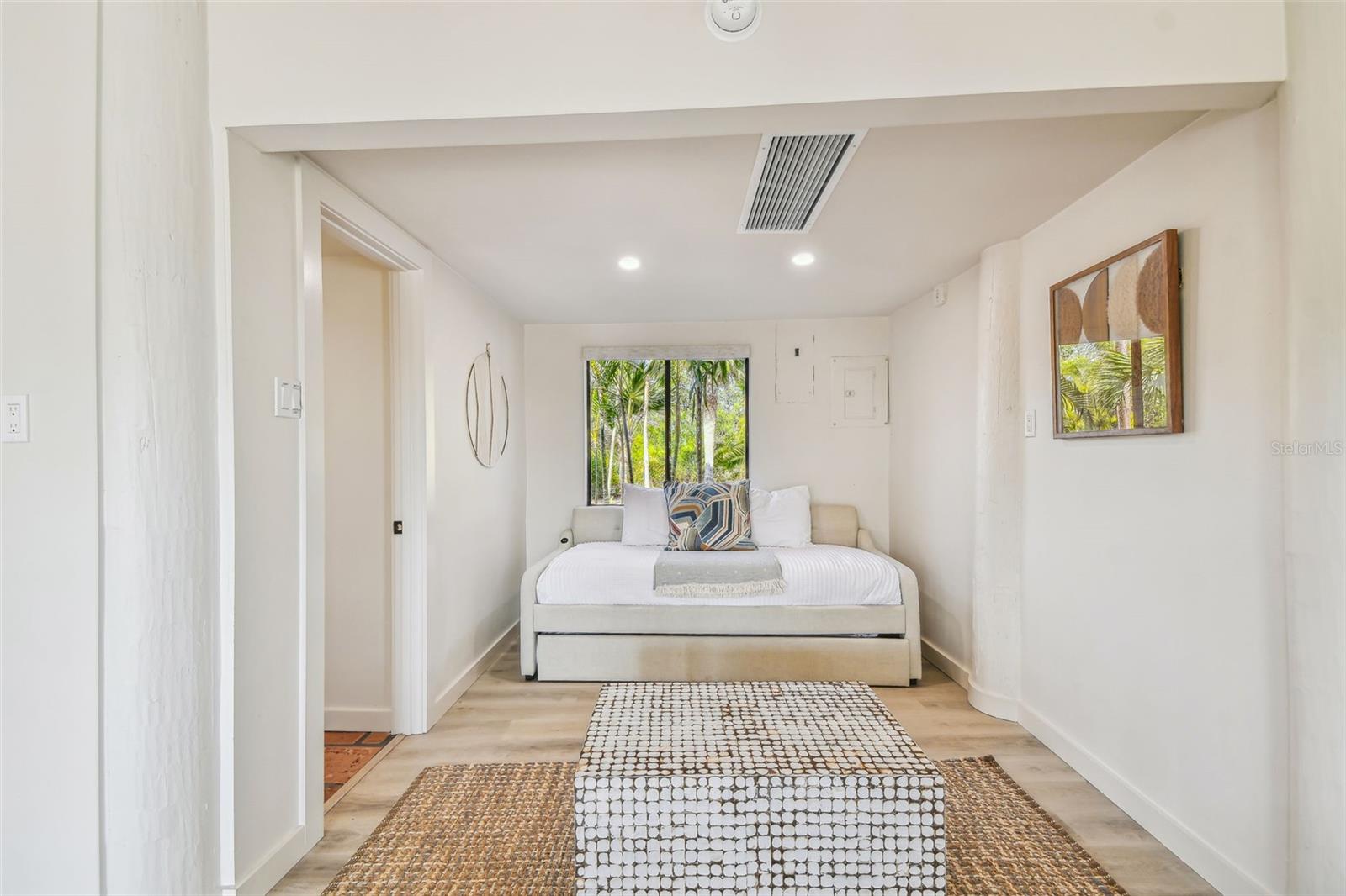 7147 LA LENAIRE DR, LONGBOAT KEY, FL, 34228