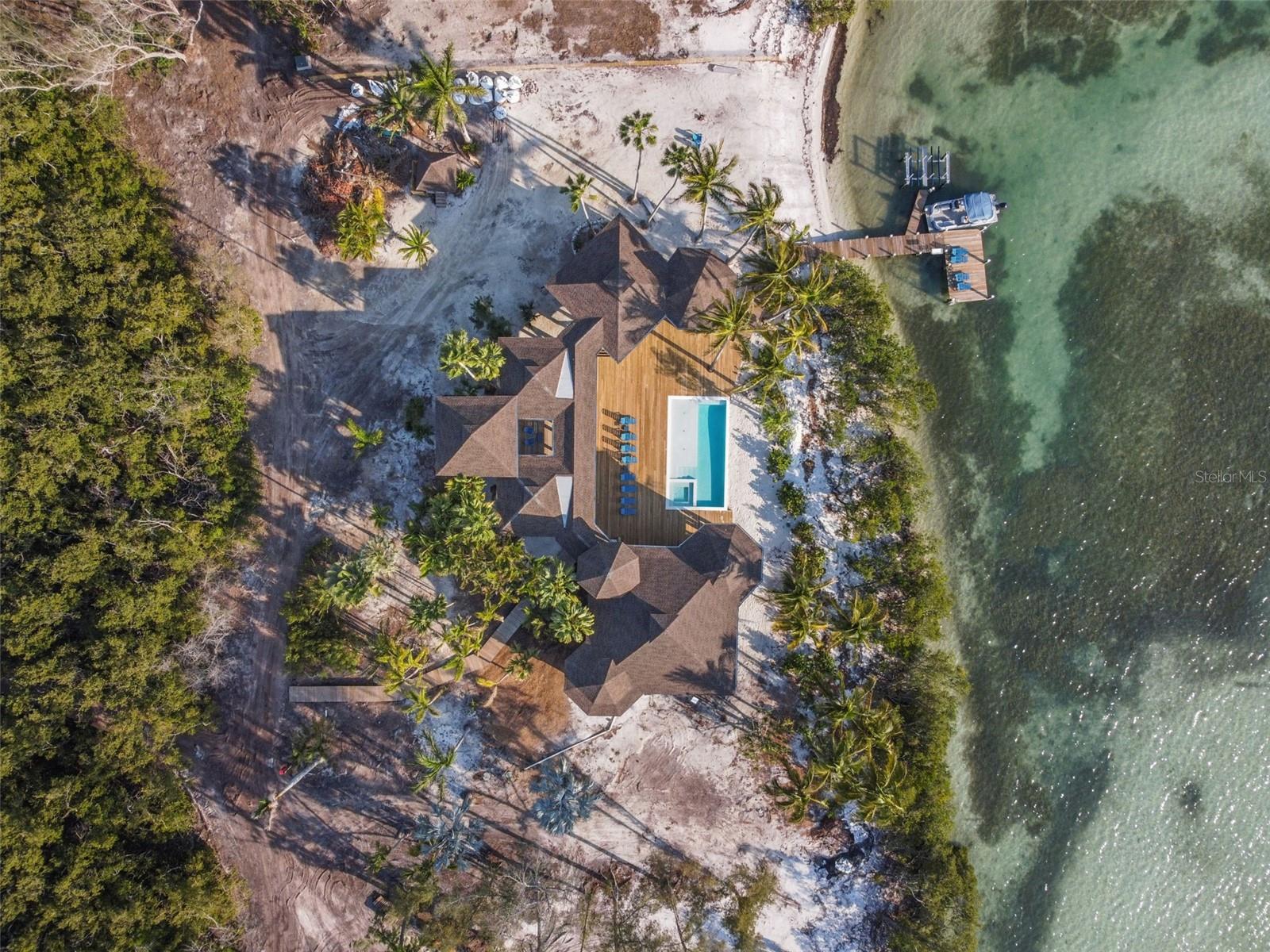 7147 LA LENAIRE DR, LONGBOAT KEY, FL, 34228