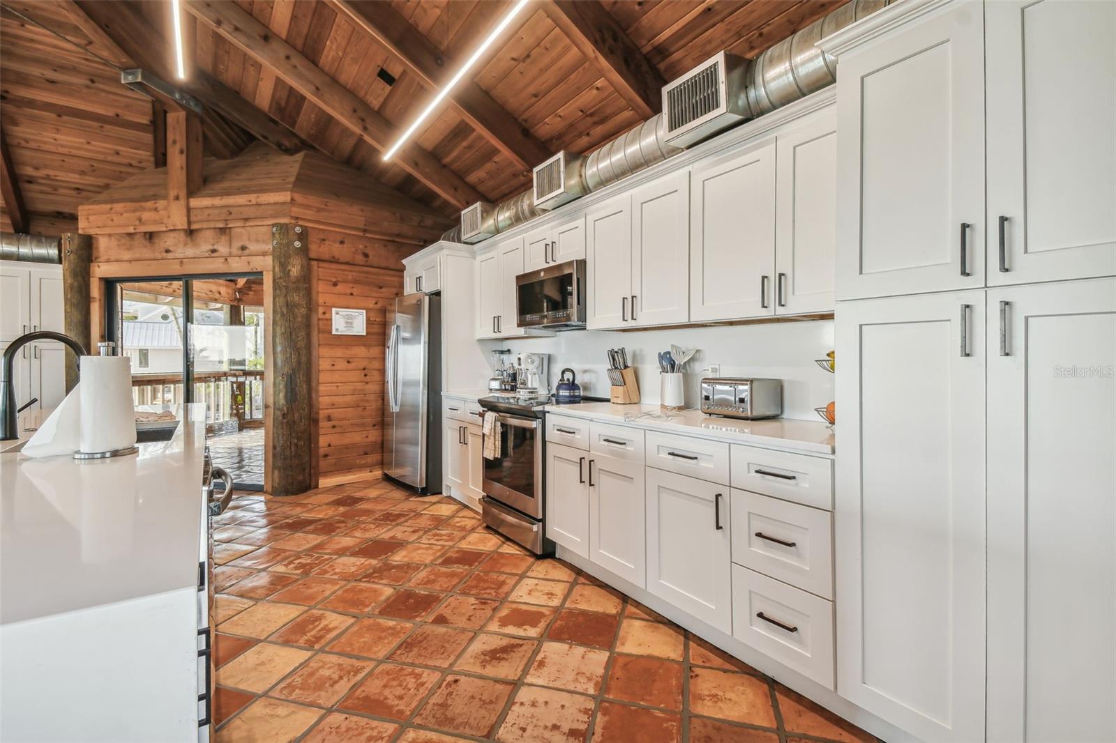 7147 LA LENAIRE DR, LONGBOAT KEY, FL, 34228