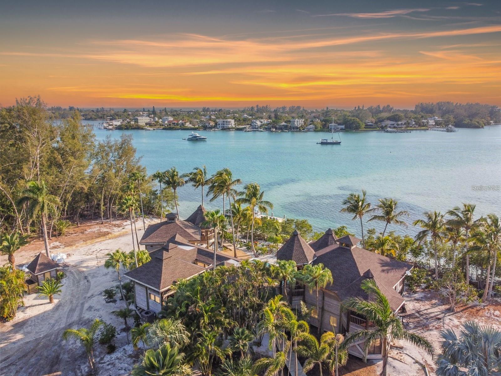 7147 LA LENAIRE DR, LONGBOAT KEY, FL, 34228