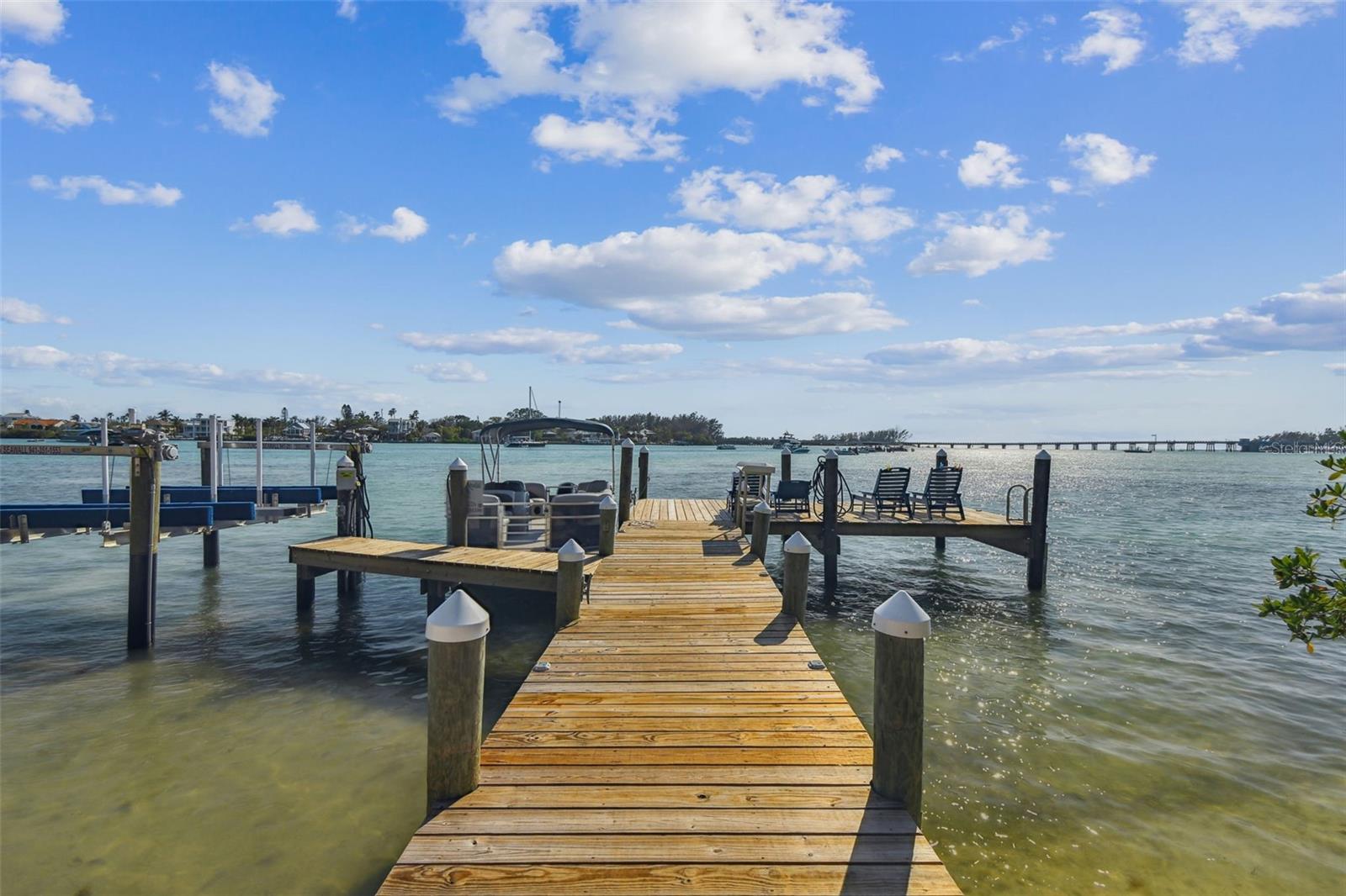 7147 LA LENAIRE DR, LONGBOAT KEY, FL, 34228