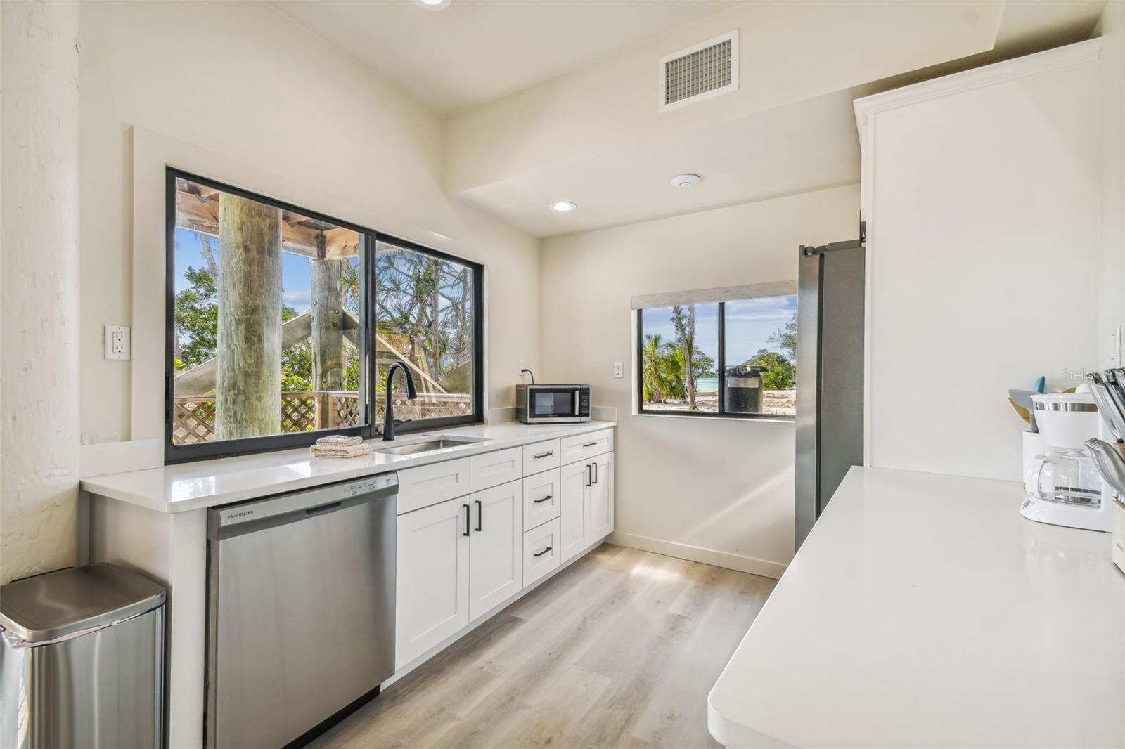 7147 LA LENAIRE DR, LONGBOAT KEY, FL, 34228
