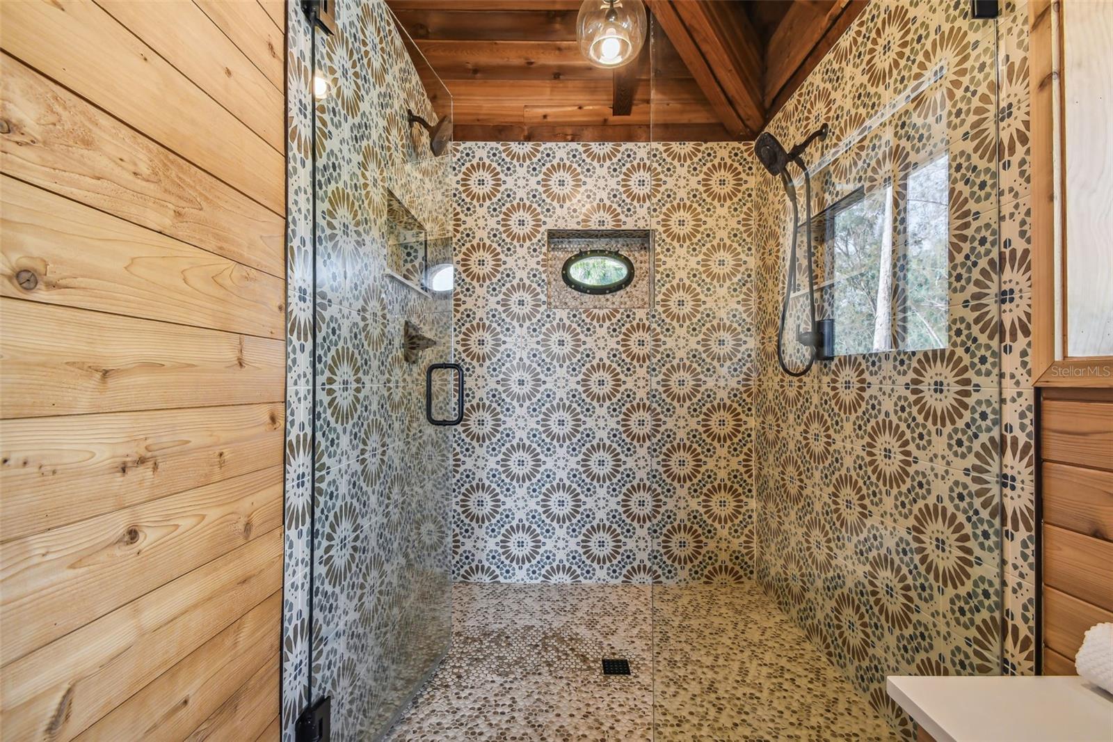 7147 LA LENAIRE DR, LONGBOAT KEY, FL, 34228