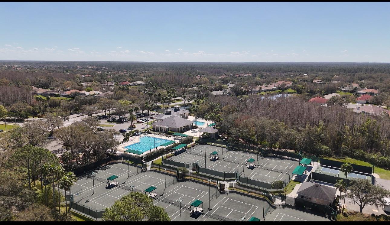 10263 DEVONSHIRE LAKE DR, TAMPA, FL, 33647