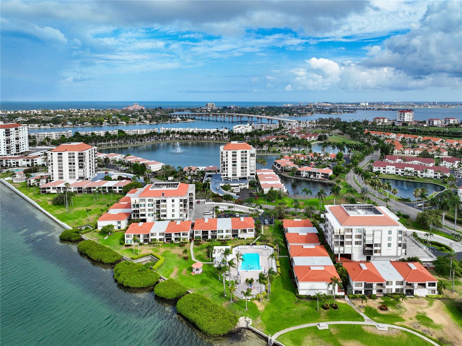 6294 BAHIA DEL MAR CIR #302, ST PETERSBURG, FL, 33715