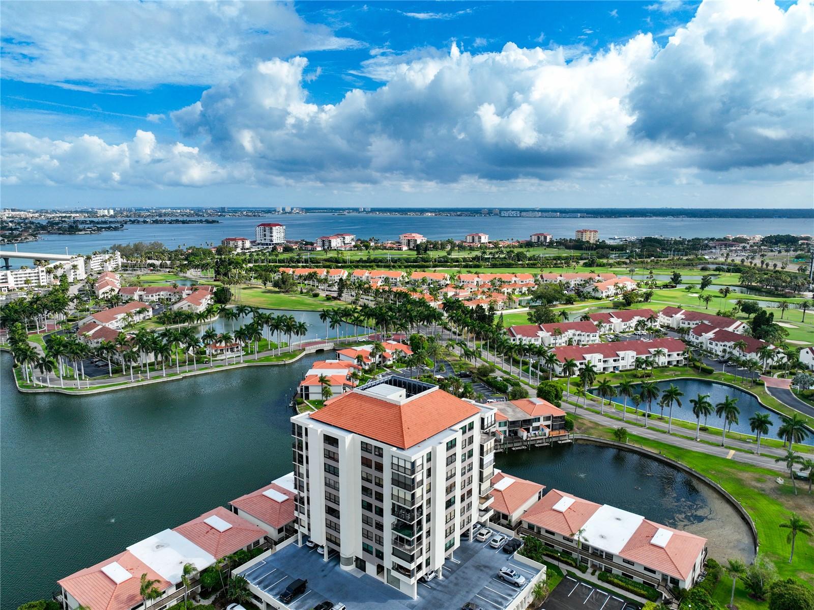 6294 BAHIA DEL MAR CIR #302, ST PETERSBURG, FL, 33715