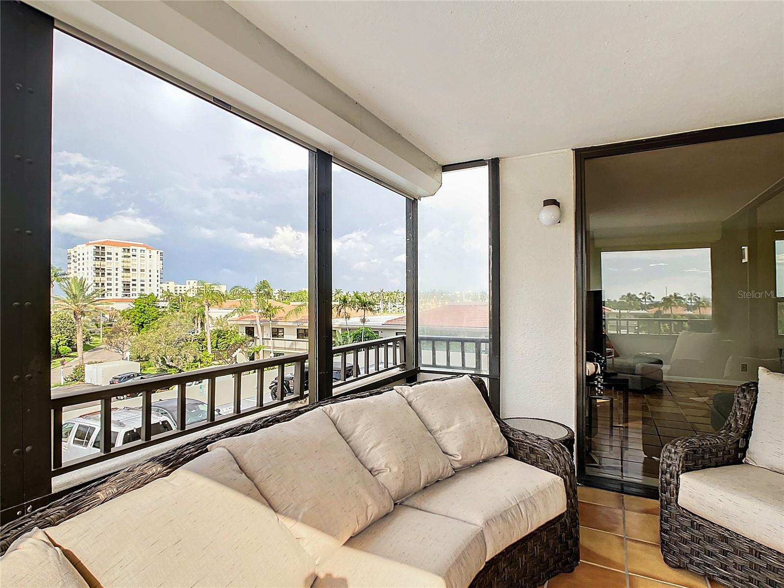 6294 BAHIA DEL MAR CIR #302, ST PETERSBURG, FL, 33715