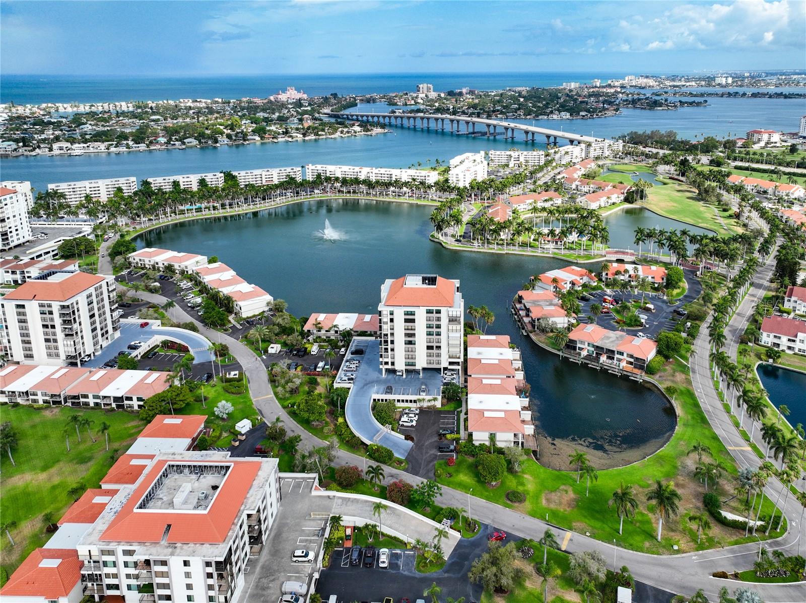 6294 BAHIA DEL MAR CIR #302, ST PETERSBURG, FL, 33715
