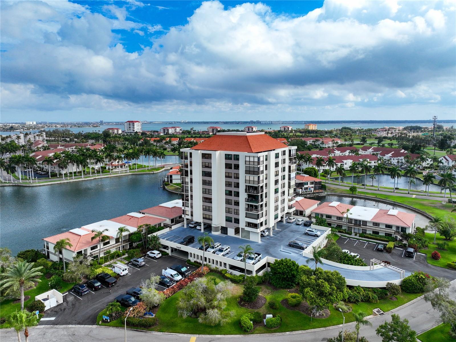 6294 BAHIA DEL MAR CIR #302, ST PETERSBURG, FL, 33715