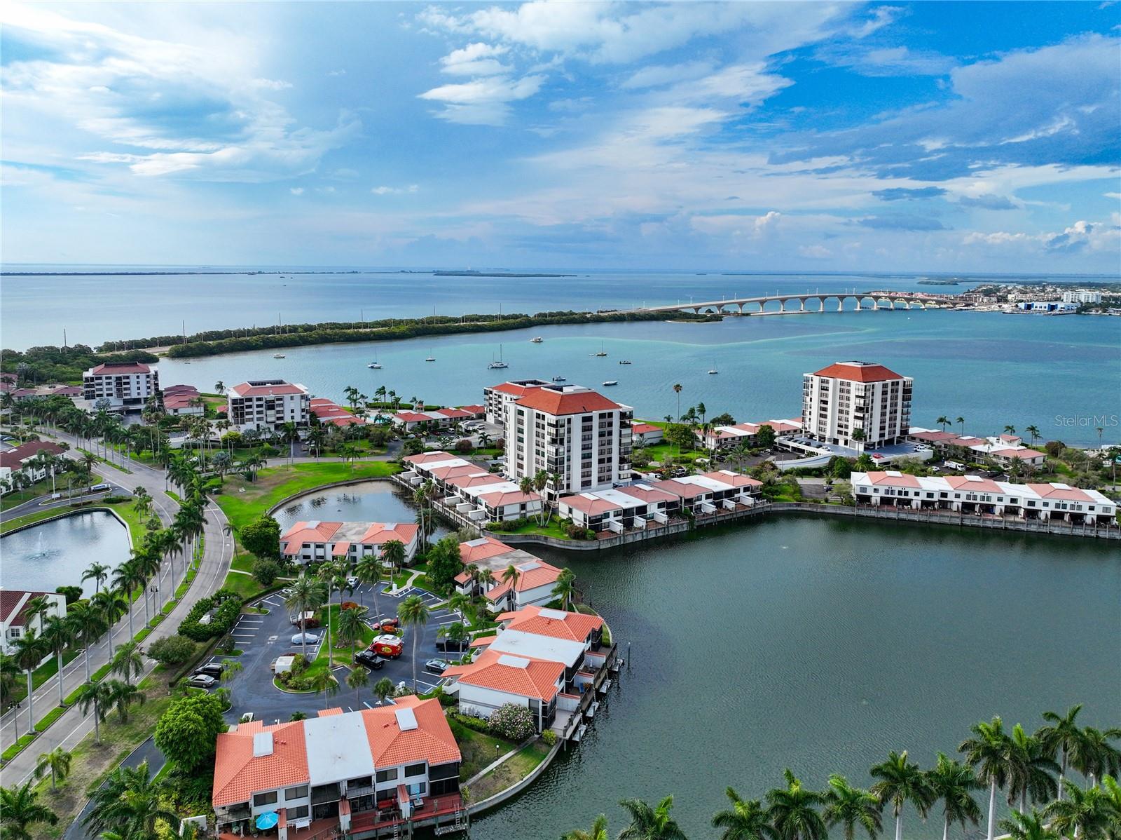 6294 BAHIA DEL MAR CIR #302, ST PETERSBURG, FL, 33715