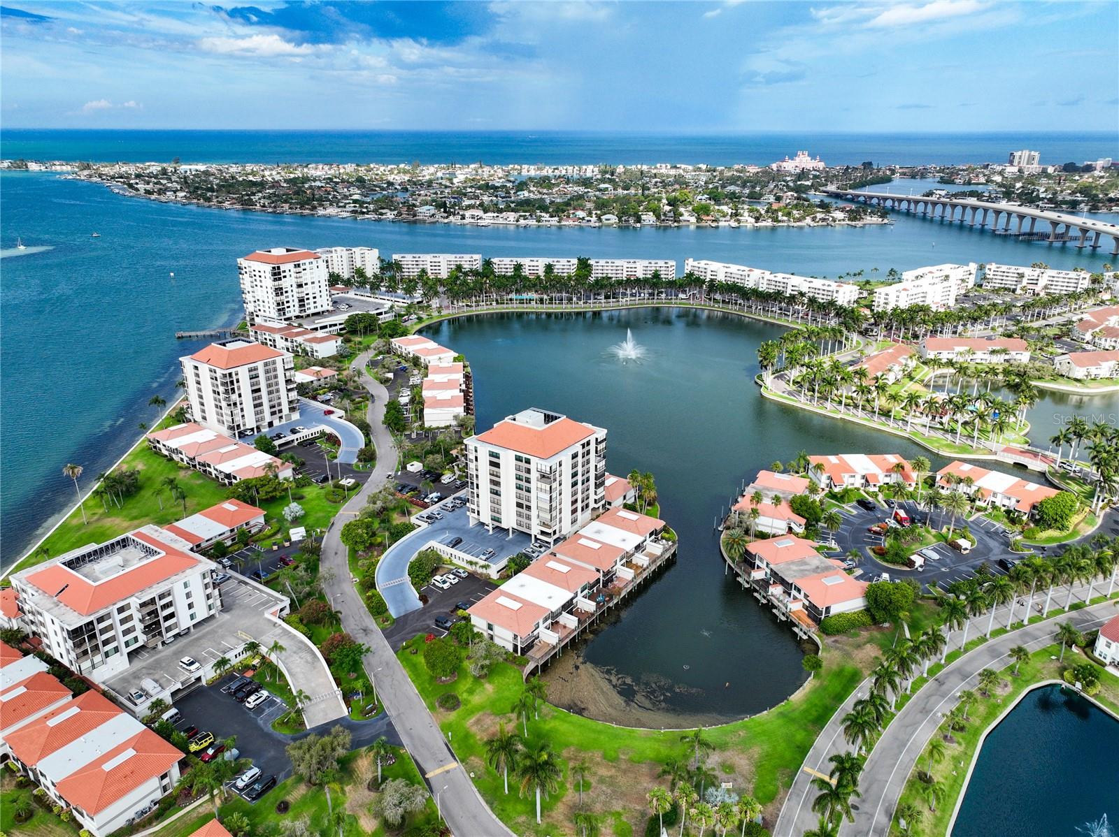 6294 BAHIA DEL MAR CIR #302, ST PETERSBURG, FL, 33715