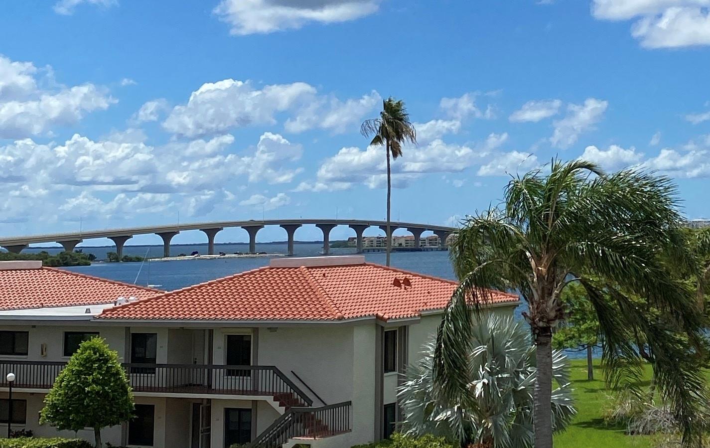 6294 BAHIA DEL MAR CIR #302, ST PETERSBURG, FL, 33715