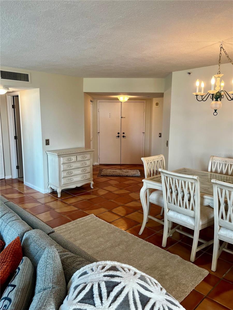 6294 BAHIA DEL MAR CIR #302, ST PETERSBURG, FL, 33715