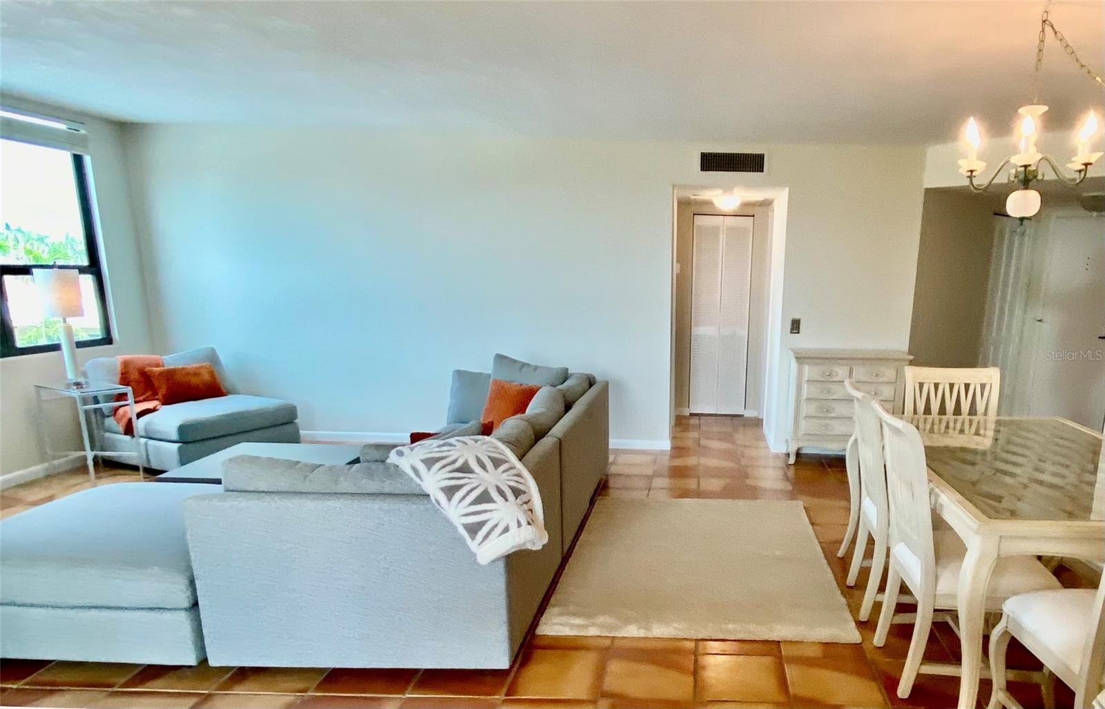 6294 BAHIA DEL MAR CIR #302, ST PETERSBURG, FL, 33715