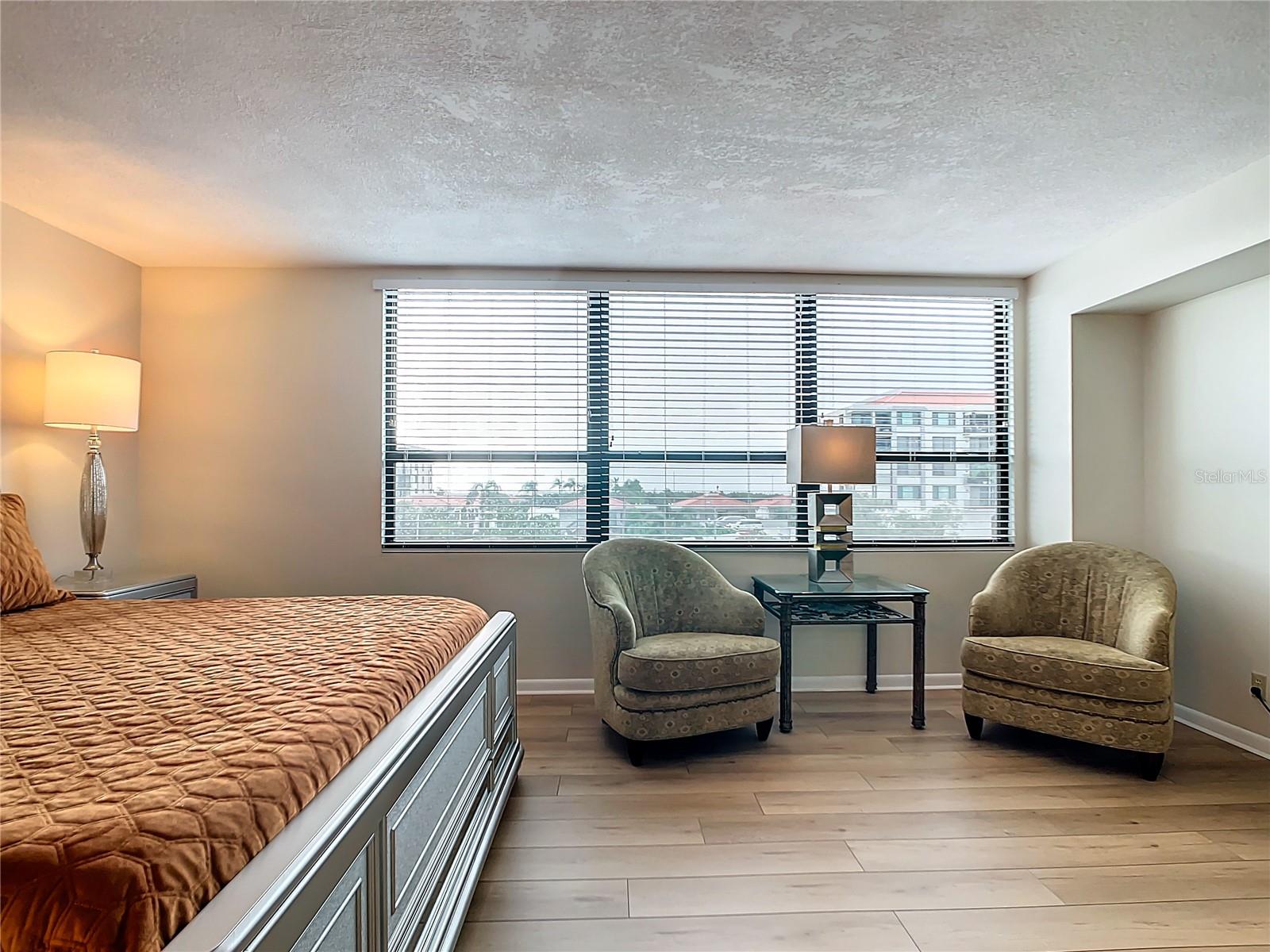 6294 BAHIA DEL MAR CIR #302, ST PETERSBURG, FL, 33715