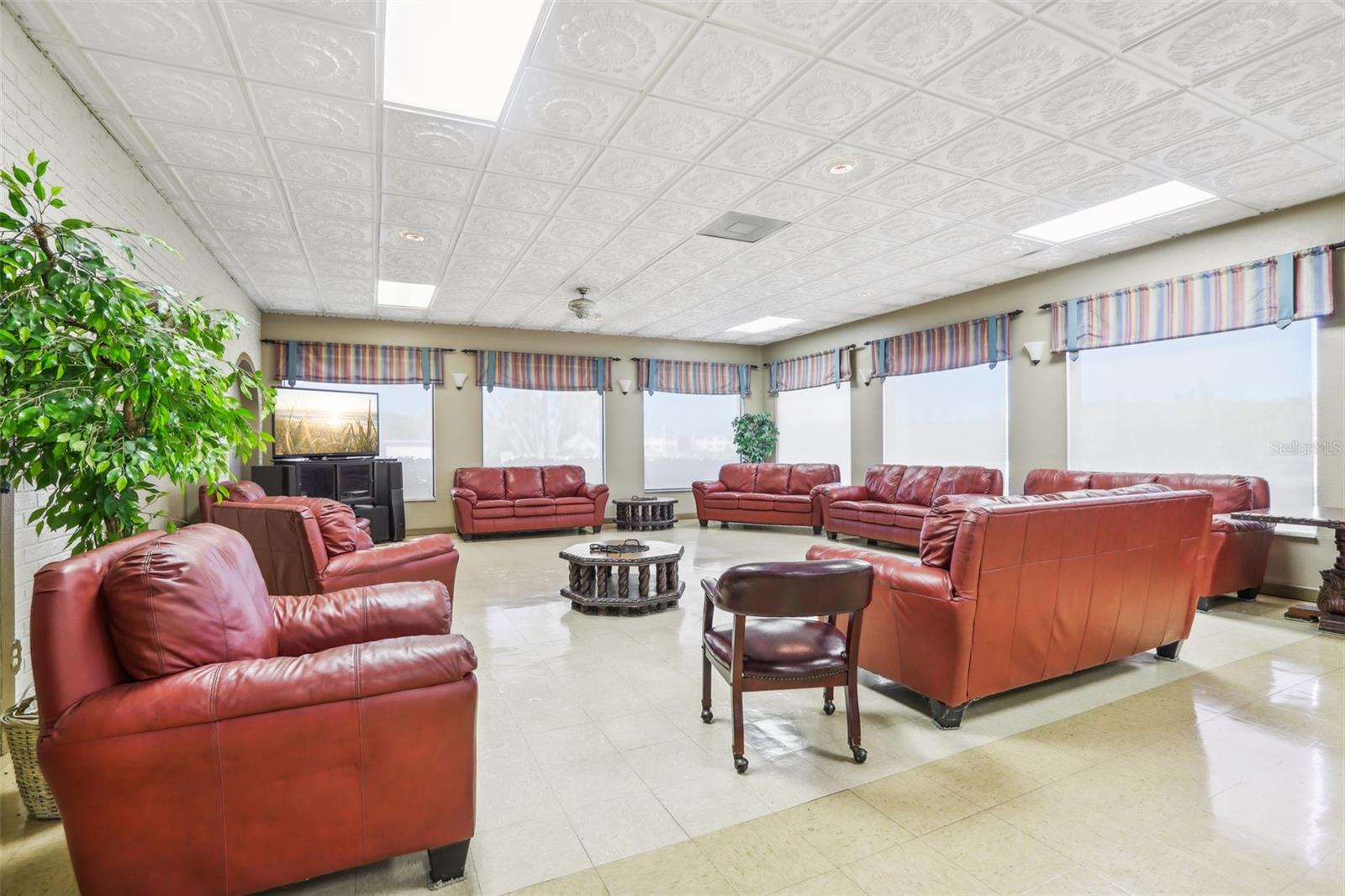 10037 62ND TER #4, ST PETERSBURG, FL, 33708