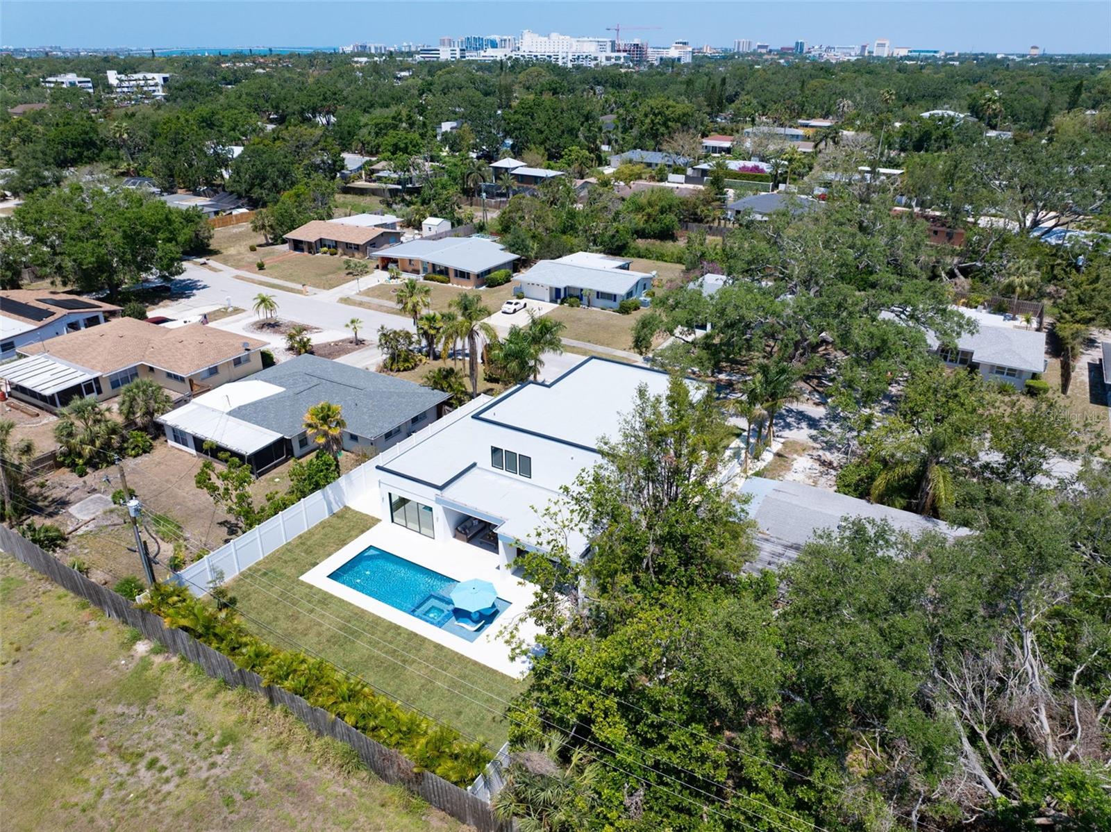 2226 GROVE ST, SARASOTA, FL, 34239