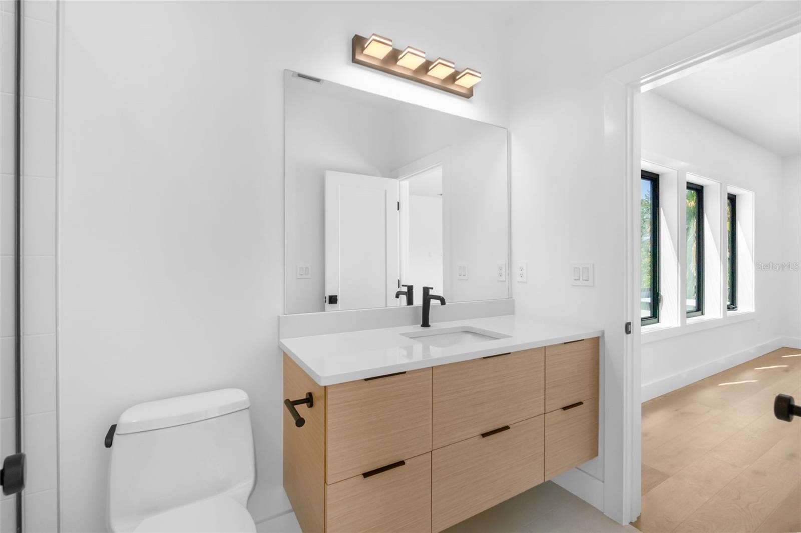 2226 GROVE ST, SARASOTA, FL, 34239