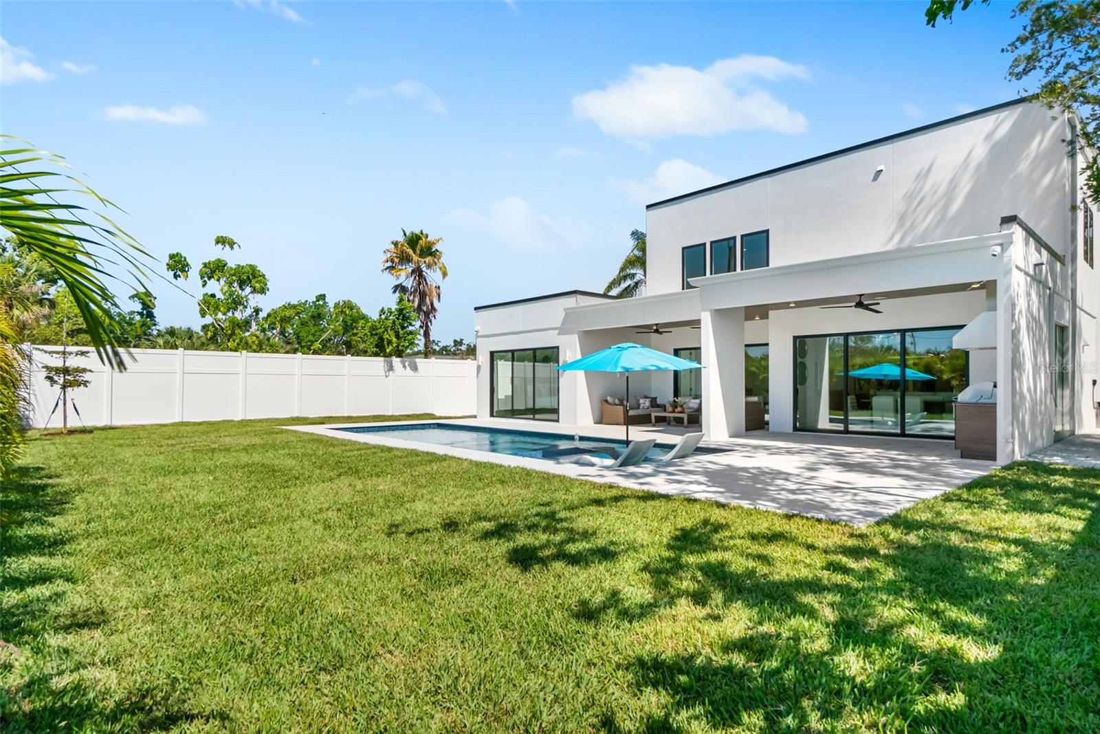 2226 GROVE ST, SARASOTA, FL, 34239