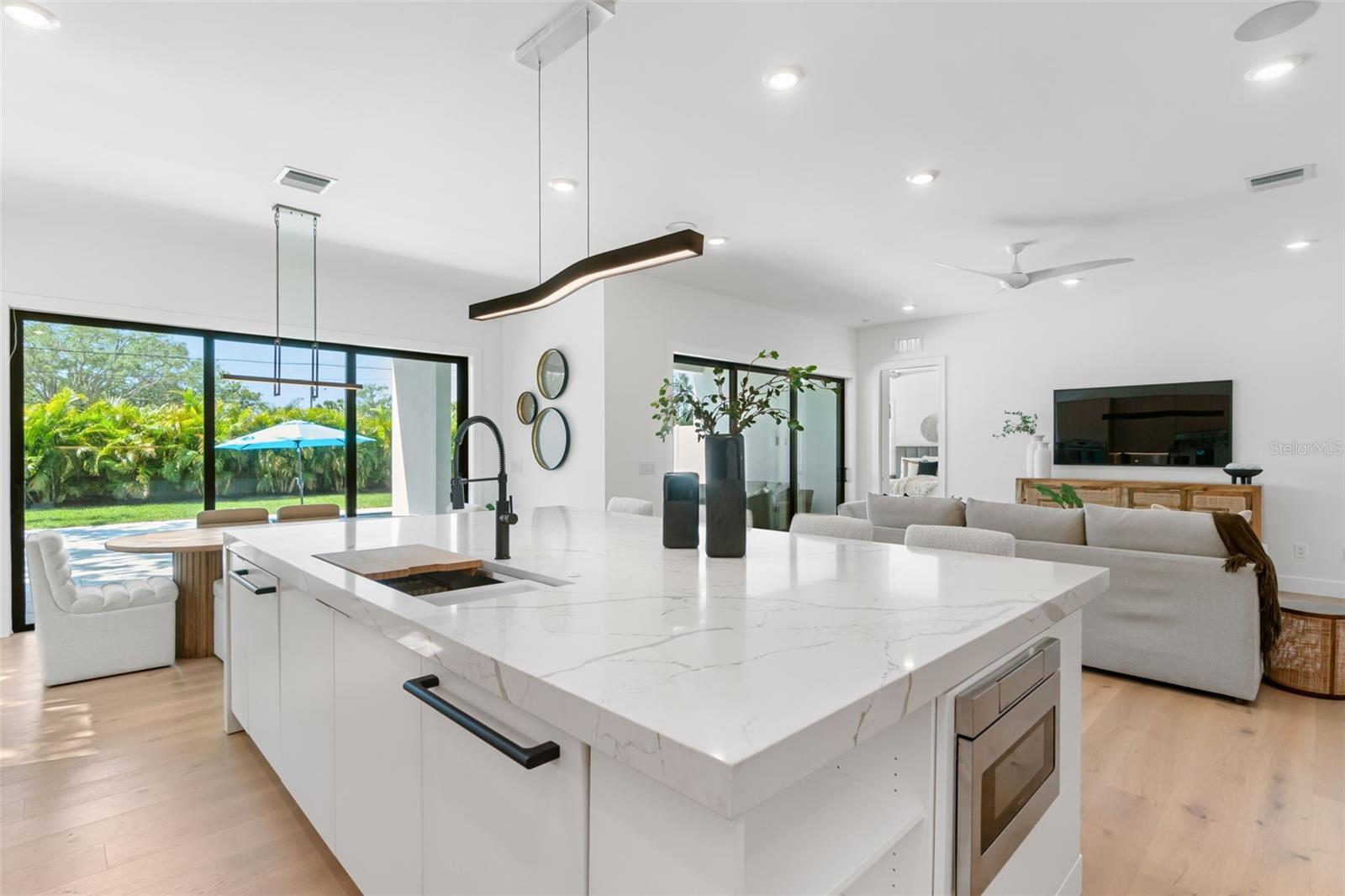 2226 GROVE ST, SARASOTA, FL, 34239