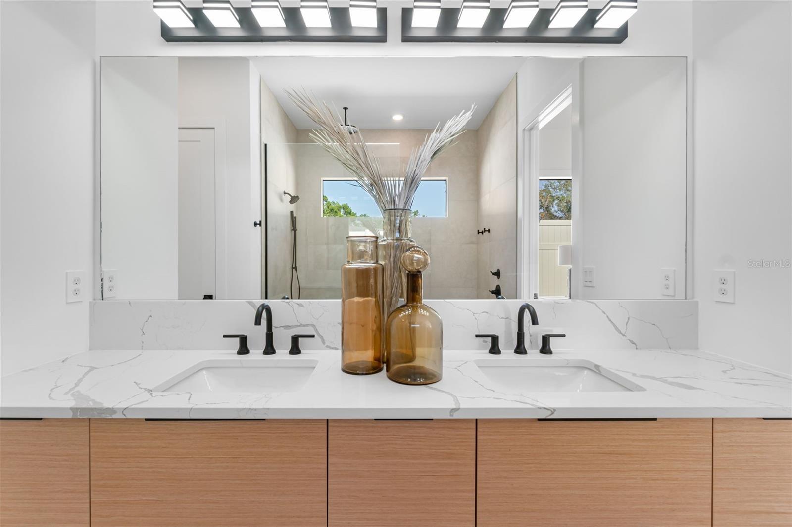 2226 GROVE ST, SARASOTA, FL, 34239