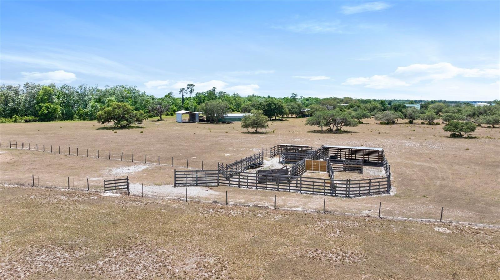 T3533019 Property Photo