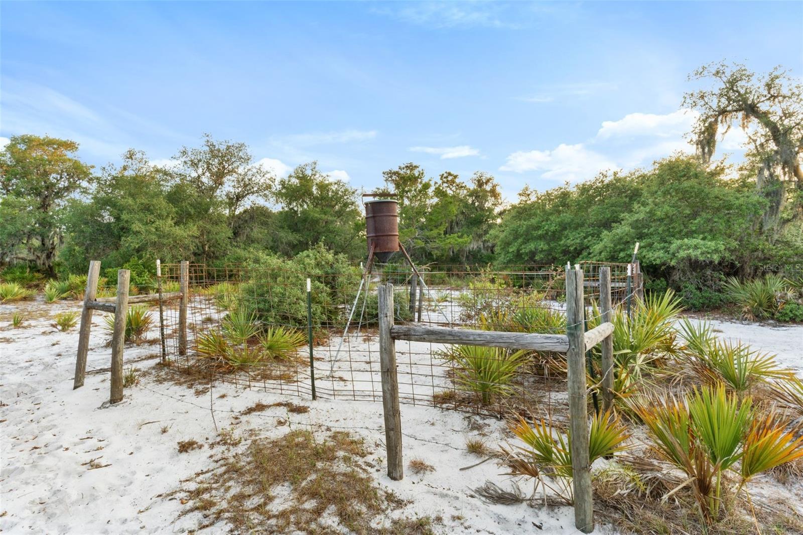 T3533019 Property Photo