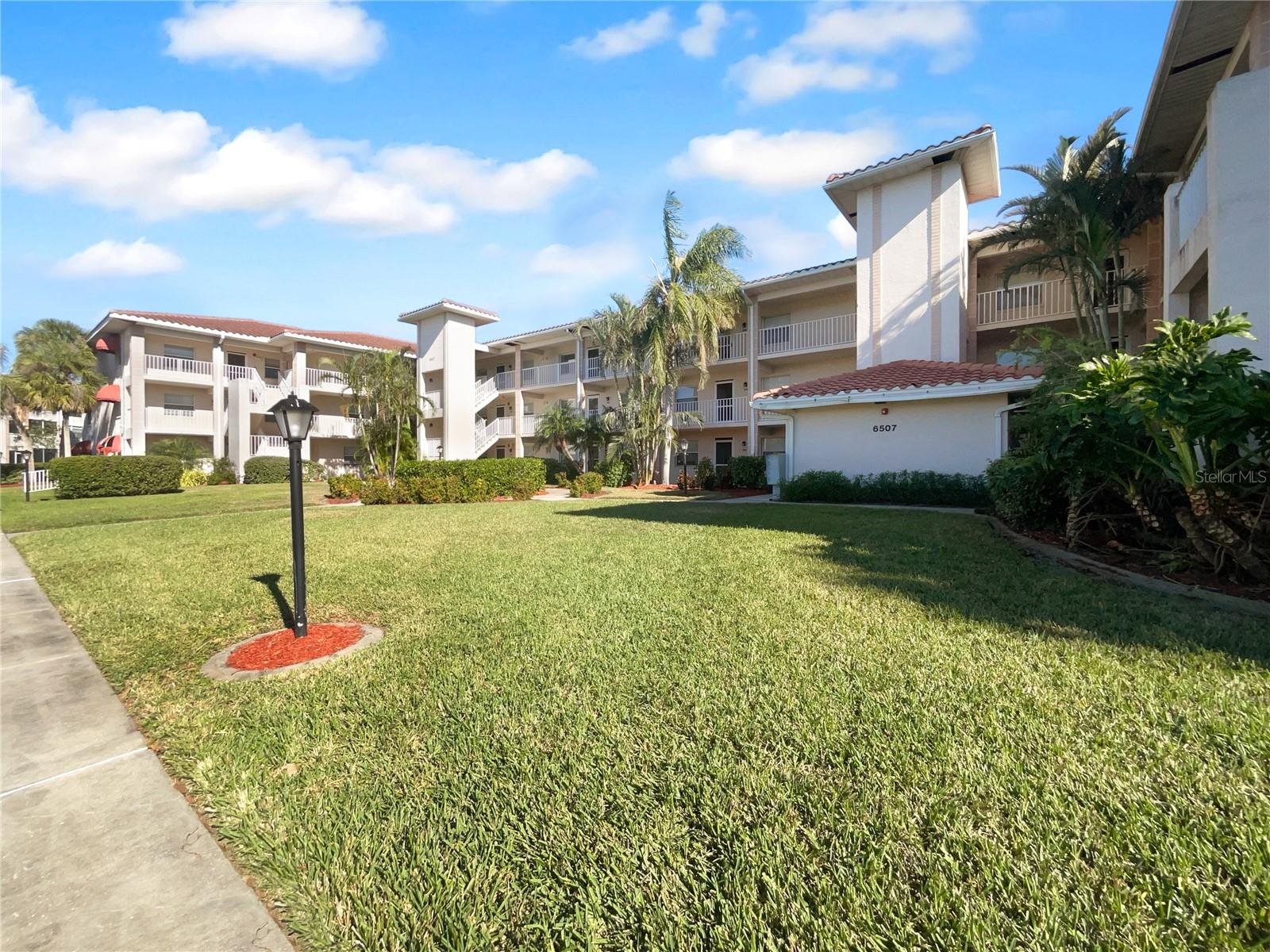 6507 STONE RIVER RD #310, BRADENTON, FL, 34203